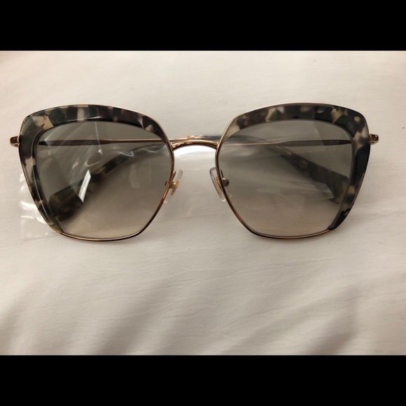 Brand new Miu miu sunglasses - Picture 6 of 8